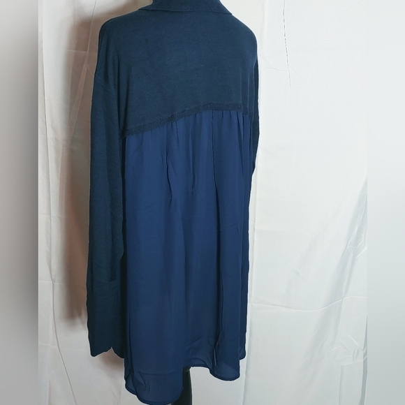 NWT DG2 Diane Gilman Women's XL Navy Turtleneck Lightweight Sweater SHEER BACK - Picture 3 of 5